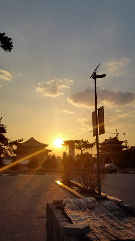 太陽(yáng)能路燈，太陽(yáng)能路燈廠家，太陽(yáng)能路燈價(jià)格