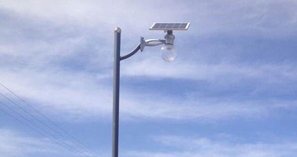 太陽能路燈防塵功能怎么樣設計。