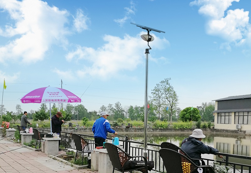 太陽(yáng)能路燈設(shè)計(jì)理念探討