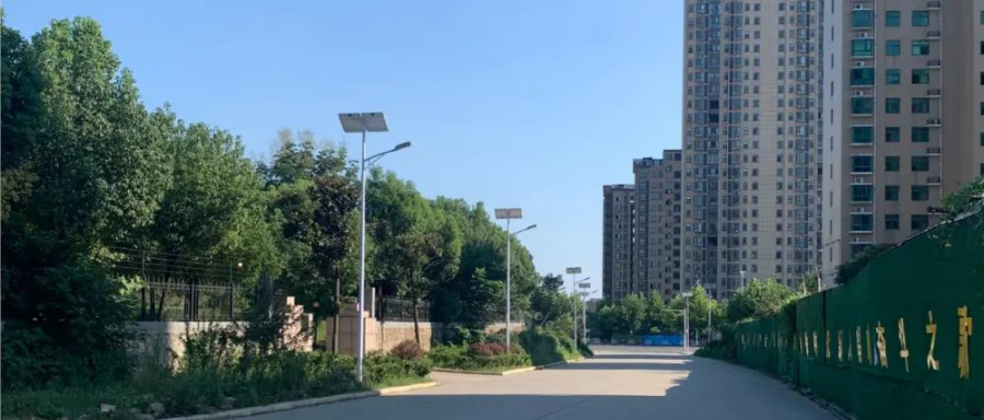 云鵬燈〡九萬里風安稅駕，云鵬今悔不卑飛