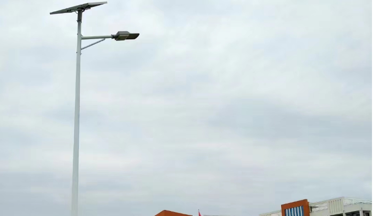 怎么樣科學(xué)合理的配置太陽能路燈？